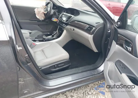 2016 Honda Accord Ex-L z USA, uszkodzony, nr VIN 1HGCR2F92GA175537